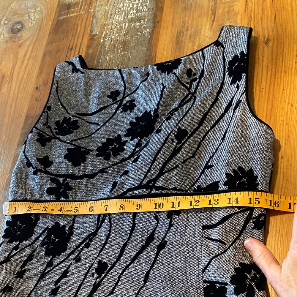 Wool silk blend midi dress with floral velvet burnout black gray sleeveless - Picture 11 of 15